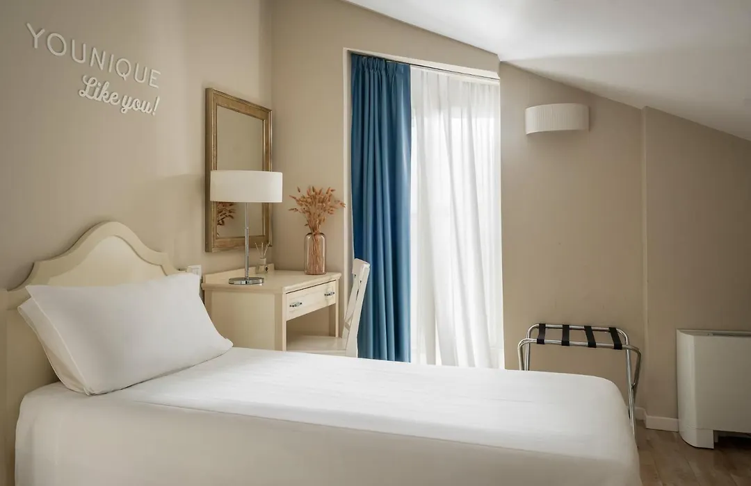 BeYou Hotel Villa Rosa-1