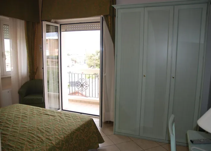 Hotel Residence Veliero Riccione